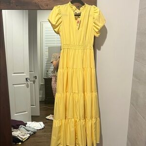 Adorable ENTRO Yellow Ruffled Maxi Dress NWT Size small